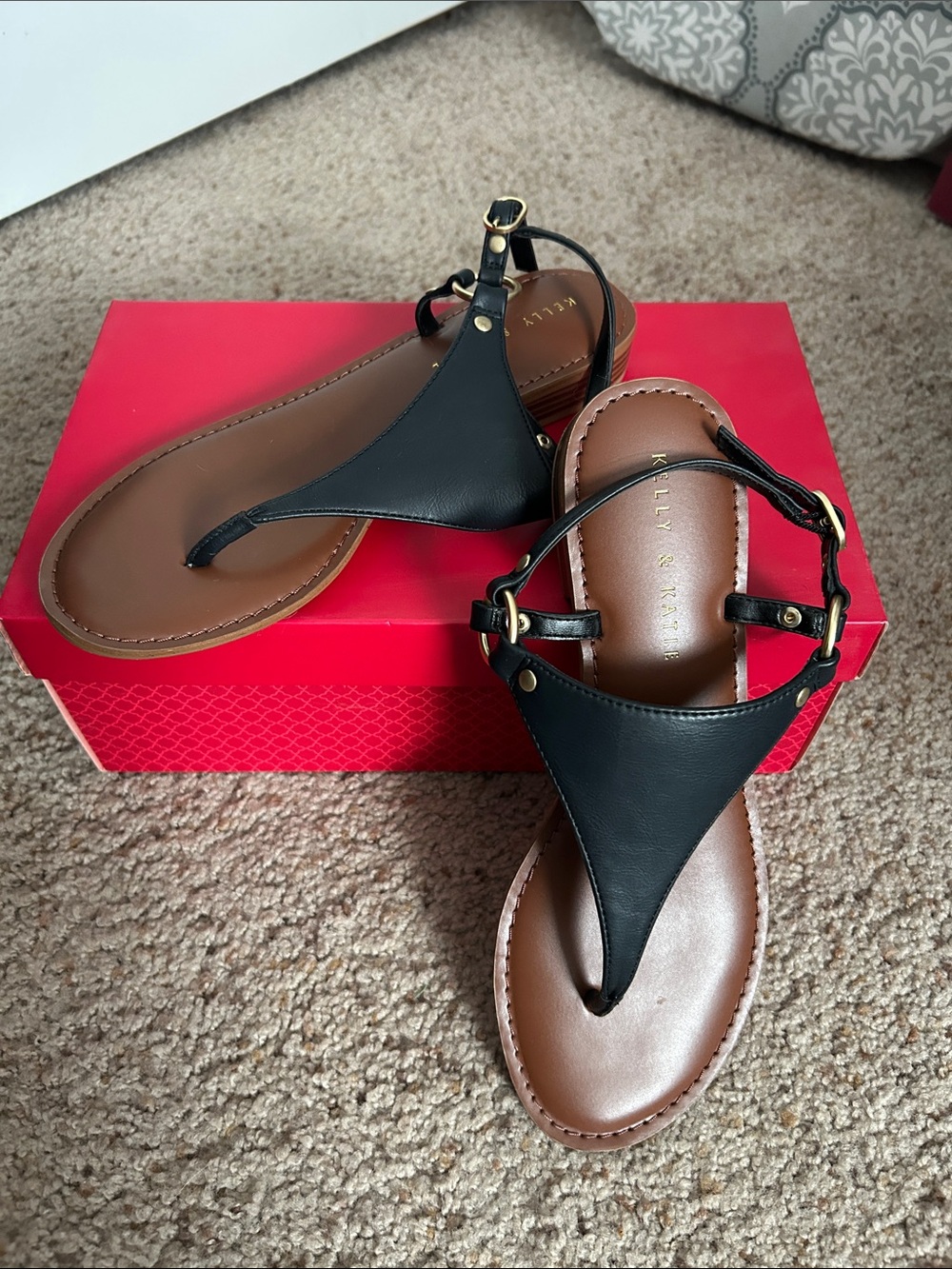 Kelly & Katie Black and Brown T-Strap Sandals